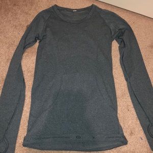 Lululemon Yoga shirt!